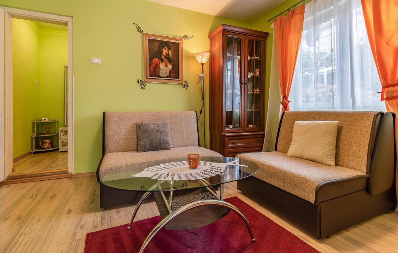 Nice Apartment In Premantura With Wifi Eksteriør bilde