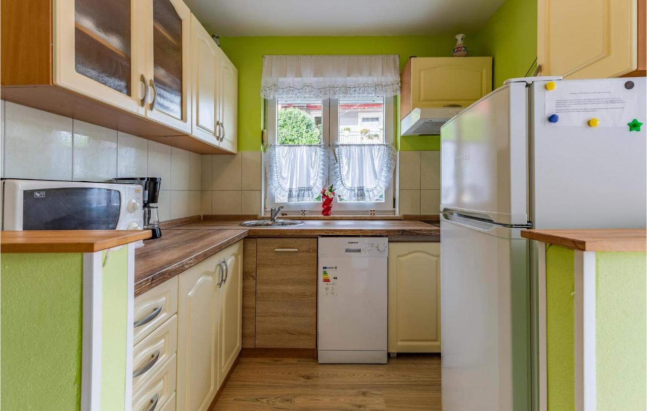 Nice Apartment In Premantura With Wifi Eksteriør bilde